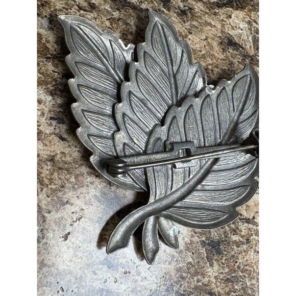 Vintage Silver Tone Three Leaf Green Blue Brooch Pin Enamel - Picture 5 of 6